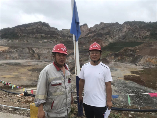 8现场评价师照片2.jpg