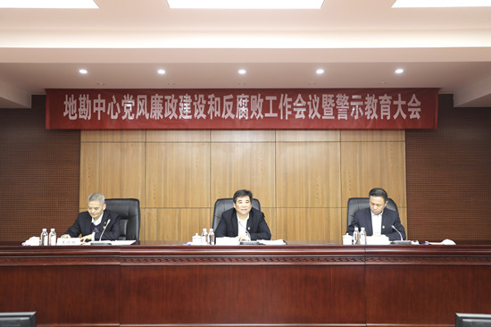 1-21031215061Yc.jpg